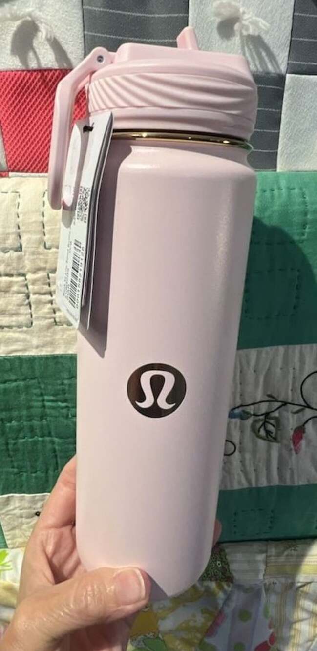 Lululemon Back to Life Sport Bottle 24oz Straw Lid *Shine, Pink Tide